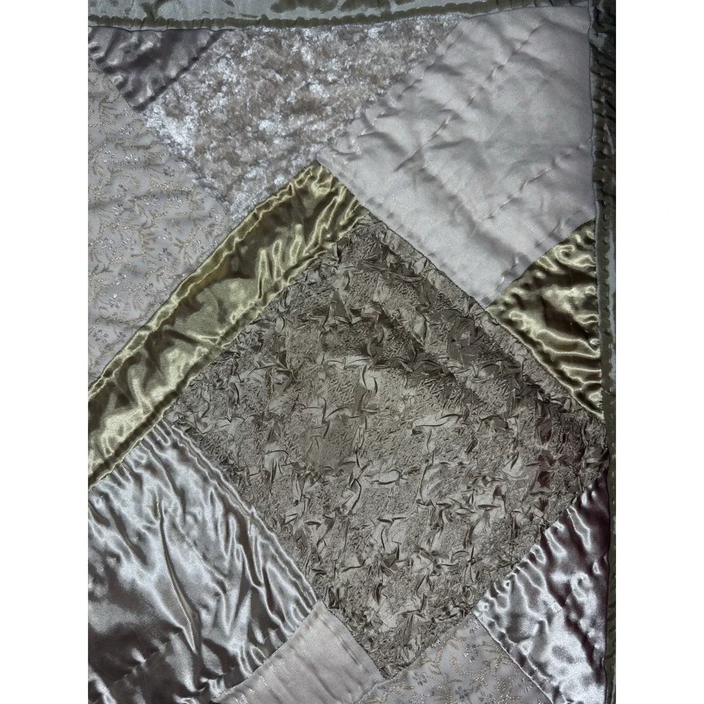 Vtg Patchwork Throw Blanket Metallic Sateen‎ Quilted Velvet Floral